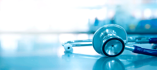 Els metges fills del baby-boom es jubilen